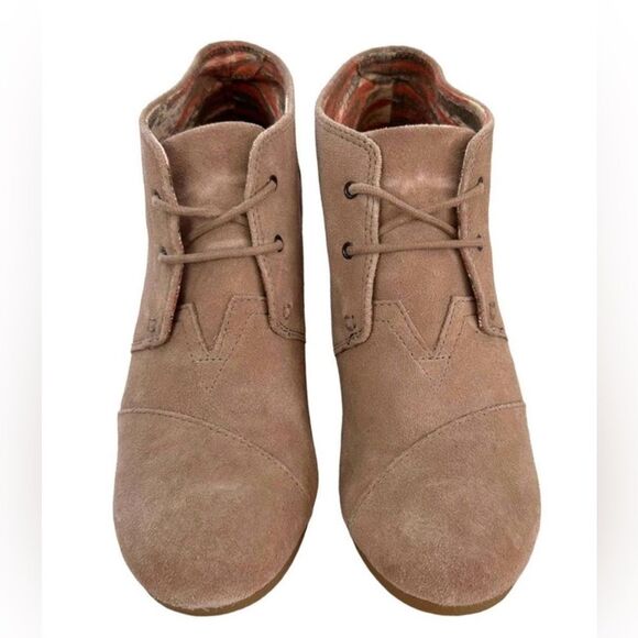 Tom’s Suede Wedge Ankle Boots - Size 7 - Picture 1 of 9